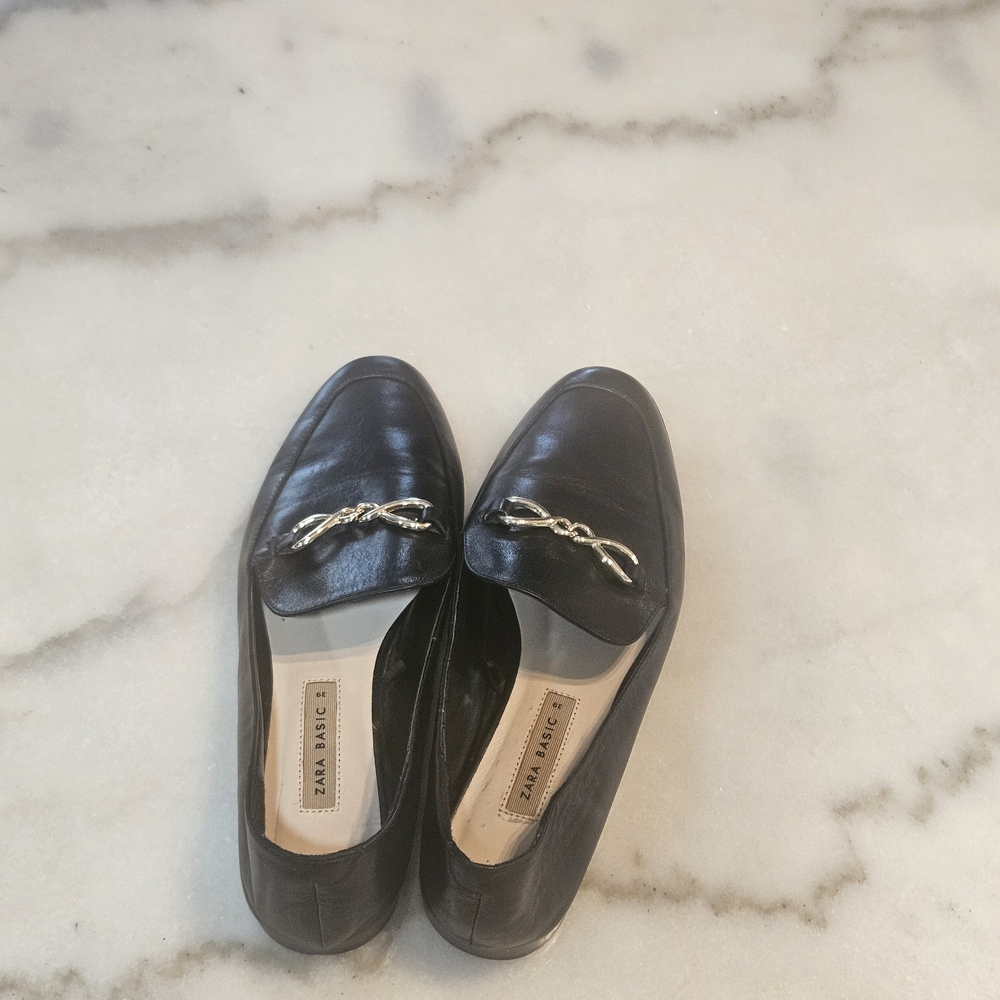 Zara Black Leather Loafers with Gold Accent - Picture 6 of 7